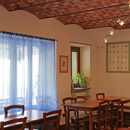 Villa La Volpe E L'Uva Cherasco Esterno foto